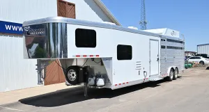 2022 Cimarron Stock Combo GN with 11' Living Quarter