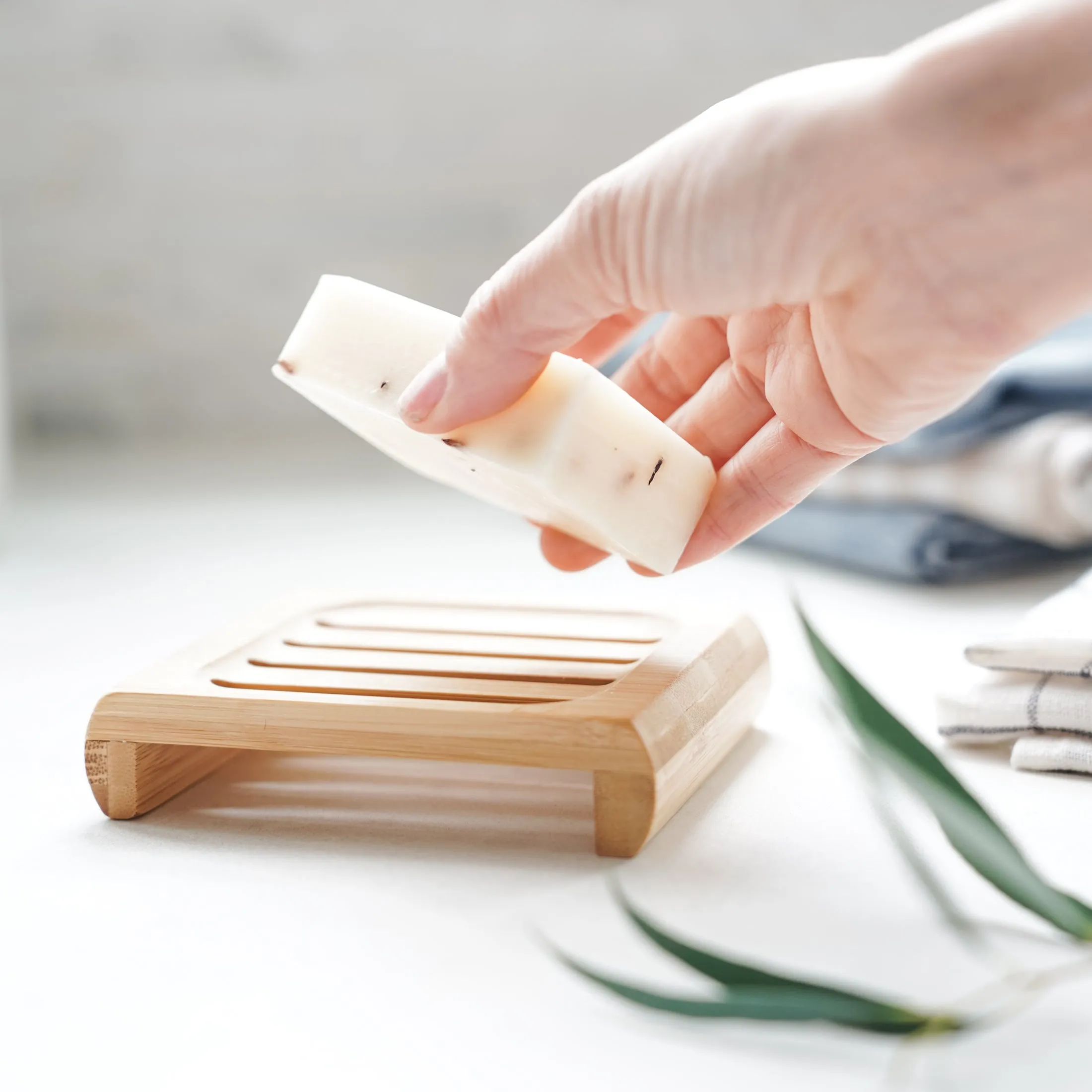 Lattice Bamboo Soap Lift Dish